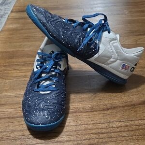 Adidas Men's Blue and White Athletic Shoes